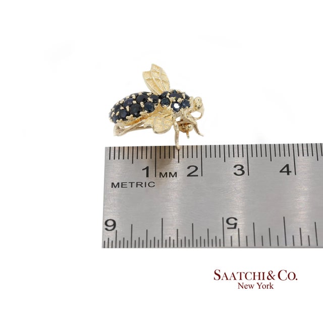 14k (585) Yellow Gold Natural Sapphire Bee Shape Brooch/Pin For Sale - Image 10 of 11