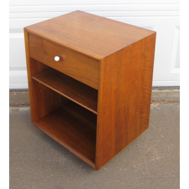 1960 Kipp Stewart Drexel Declaration Walnut Nightstand End Table For Sale - Image 10 of 18