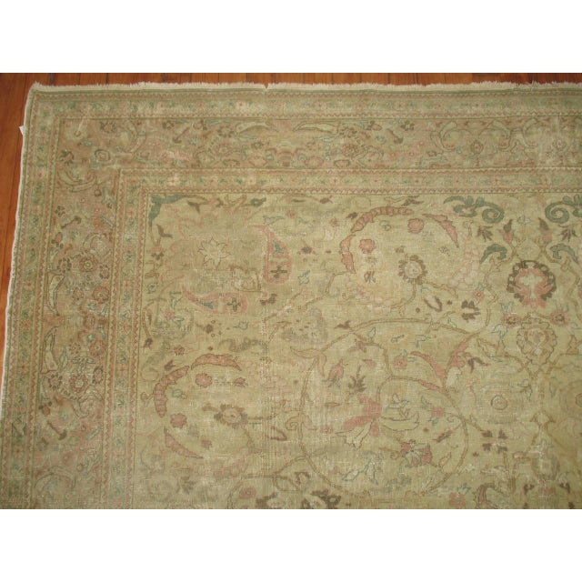 Early 20th Century Neutral Hand Knotted Turkish Rug with Formal Design For Sale In New York - Image 6 of 6
