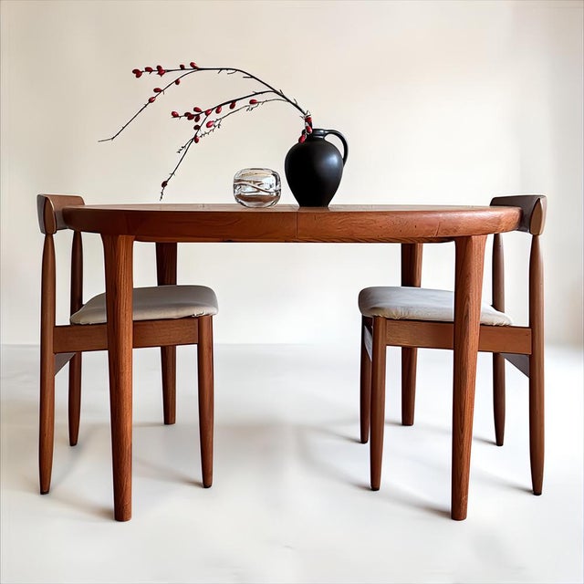 Danish Round and Oval Extendable Dining Table in Teak by Ib Kofod-Larsen for Faarup Møbelfabrik, 1960s For Sale - Image 6 of 18