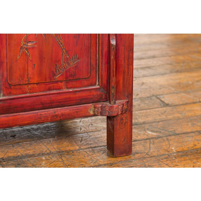 Chinese Red Lacquered Blanket Chest with Gilt Motifs and Guardian Lions For Sale - Image 12 of 12