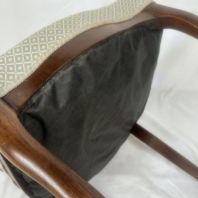19th Century Traditional Victorian Balloon-Back Chair For Sale - Image 11 of 11