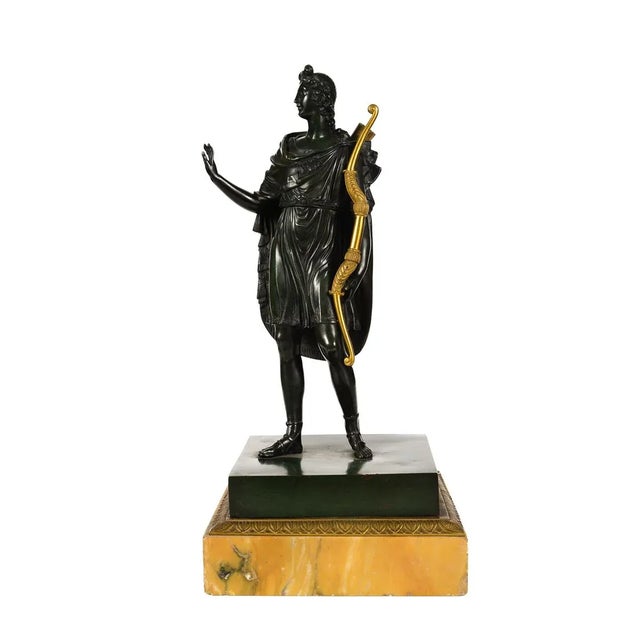 Offered is an antique patinated green bronze sculpture of Diana. A beautiful piece that will add to your décor!