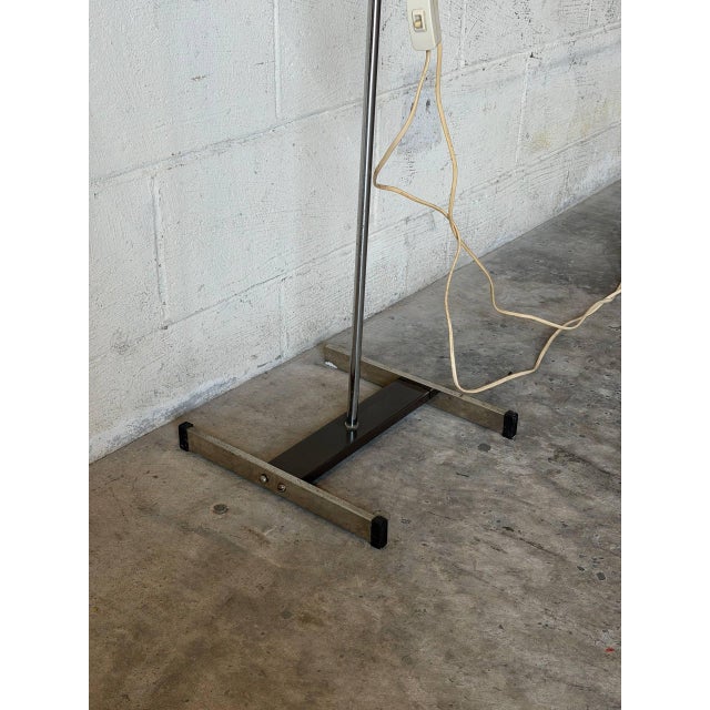 Metal 1950s Mid-Century Modern Metal Floor Lamp With Dual Square Shades For Sale - Image 7 of 10