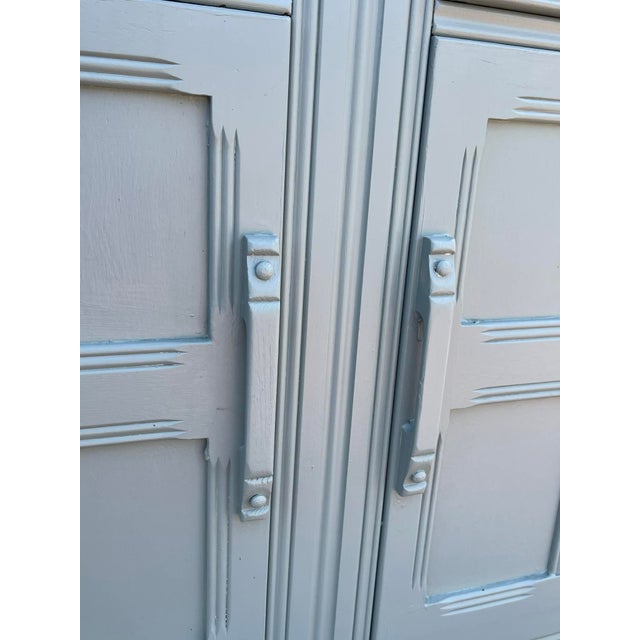 Jacobean Original Ercol Old Colonial Buffet Sideboard 1960s Blue Label For Sale - Image 3 of 15