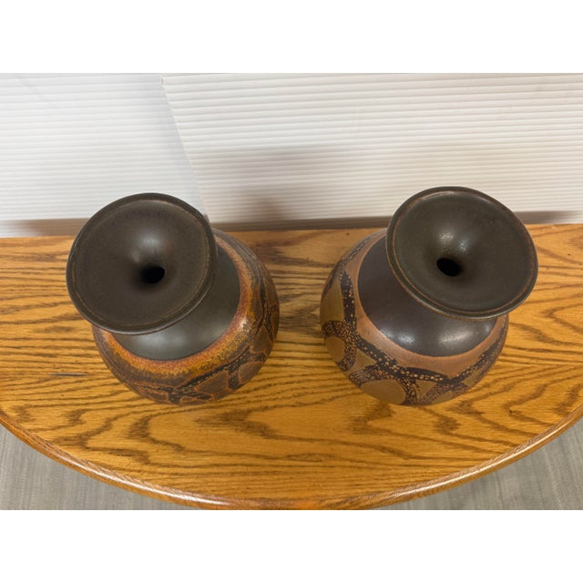 Designs West Stoneware Pottery Spherical Vases, Set of Two For Sale In San Francisco - Image 6 of 12