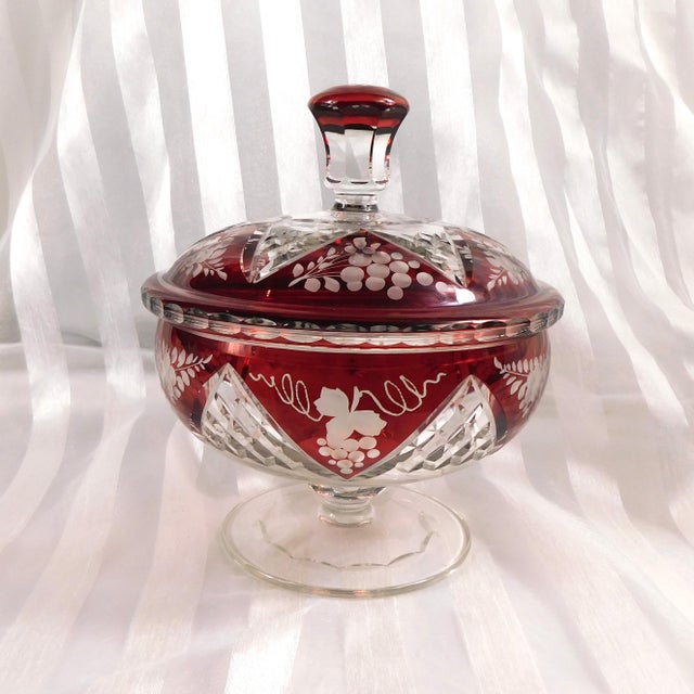 Traditional 1950s Red Footed Covered Cut to Clear Dish For Sale - Image 3 of 6