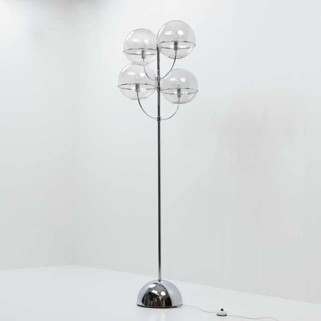 Vintage Lyndon Floor Lamp by Vico Magistretti for Oluce, 1970s For Sale - Image 10 of 11