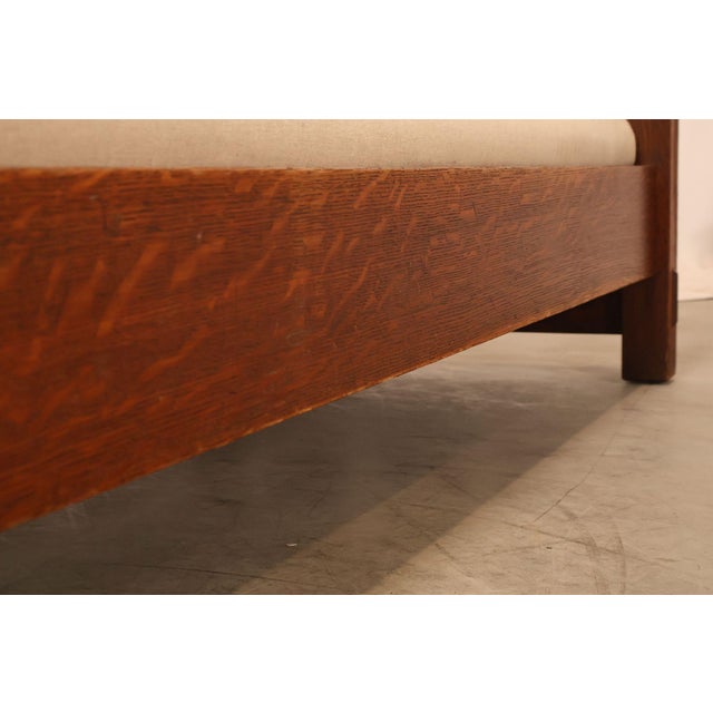 Antique Gustav Stickley No. 208 Arts And Crafts Mission Oak Settle For Sale - Image 17 of 18