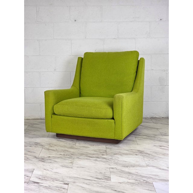 1970s 1970s Clarence Chair Attributed to Milo Baughman for Thayer Coggin For Sale - Image 5 of 13