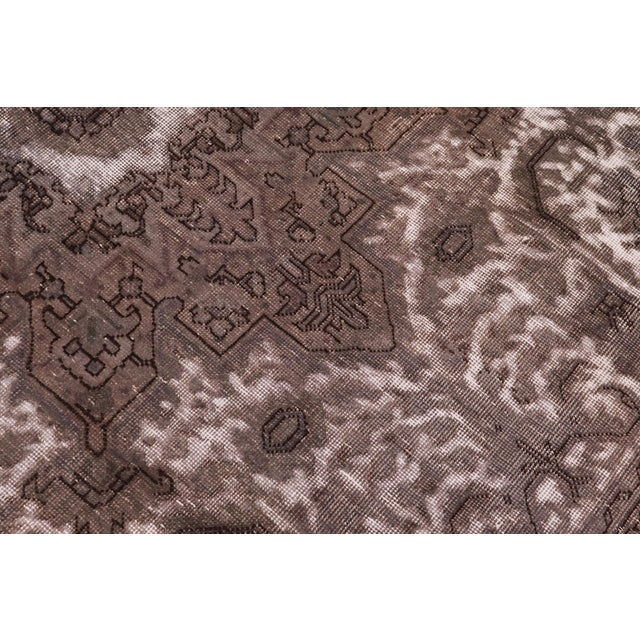 1980s Persian Vintage Gray/Ivory Wool Rug - 7'8'' X 11'0'' For Sale - Image 5 of 10