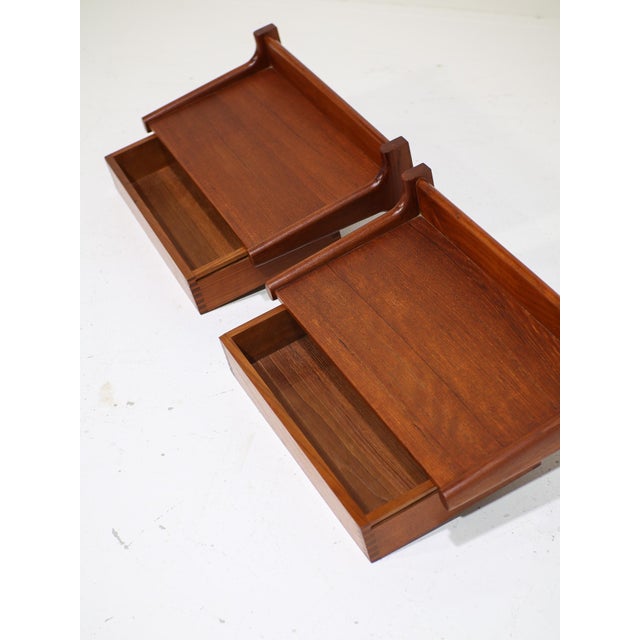 Wood Floating Wall-Mounted Bedside Tables in Teak by Kai Kristiansen, 1960s, Set of 2 For Sale - Image 7 of 11