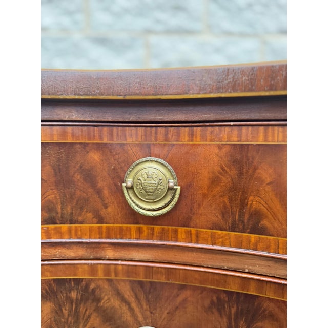 Brown Large Vintage Federal Style Mahogany Sideboard Buffet With Tapered Legs and Original Brass Hardware For Sale - Image 8 of 12