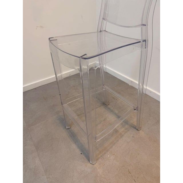 Dibi Bar Stool in Clear Acrylic For Sale - Image 3 of 5