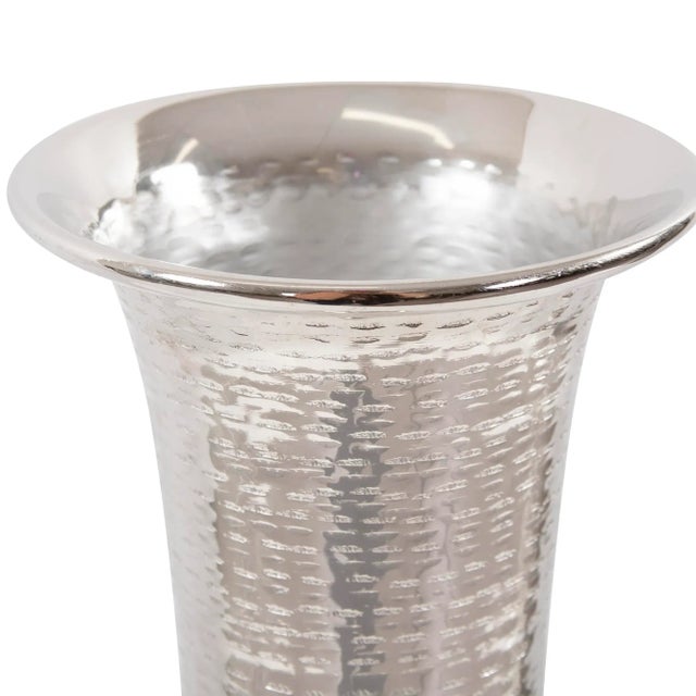 Kenneth Ludwig Chicago The Hammered Em Dash Tall Flared Trumpet Vase, Large For Sale - Image 4 of 9