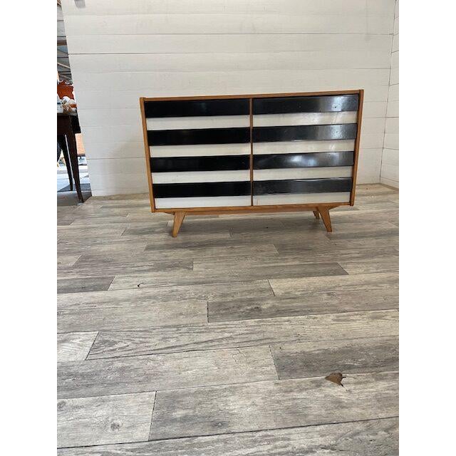 Model U-453 Chest of Drawers from Jiri Jiroutek, 1965 For Sale - Image 8 of 8