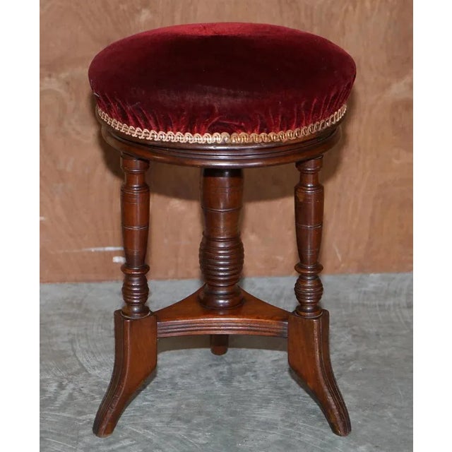 Wood Victorian Mahogany Height Adjustable Piano Stool with Decorative Base For Sale - Image 7 of 11