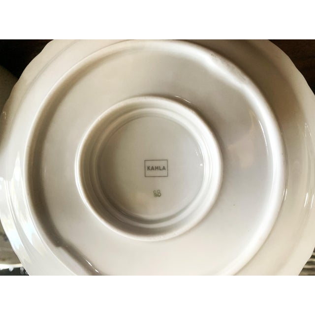 Exclusive Kahla Porcelain Dinner Set with Gold Accents, Germany, 1950s, Set of 39 For Sale - Image 15 of 18