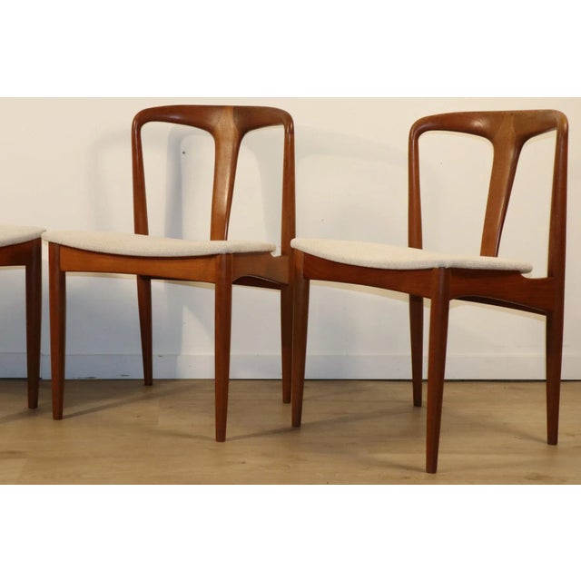 Vintage Juliane Chairs by Johannes Andersen 1960s, Set of 4 For Sale - Image 15 of 18