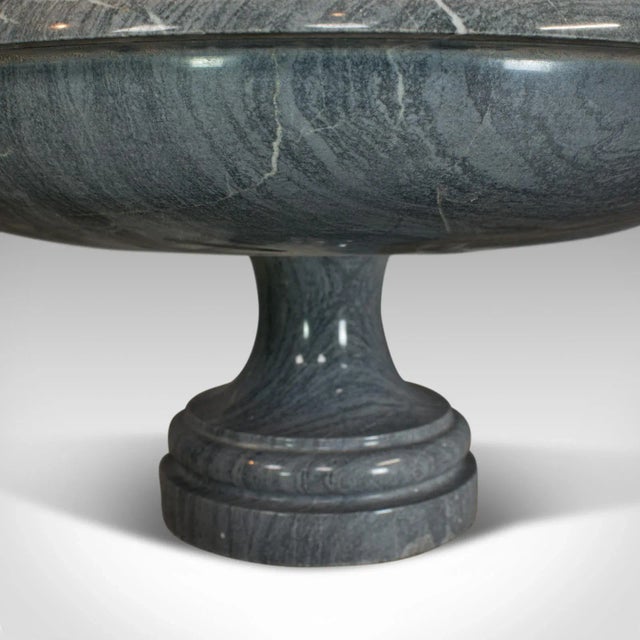 C. 1950 Platinum Striata Marble Fruit Bowl with Pedestal Base For Sale - Image 11 of 13