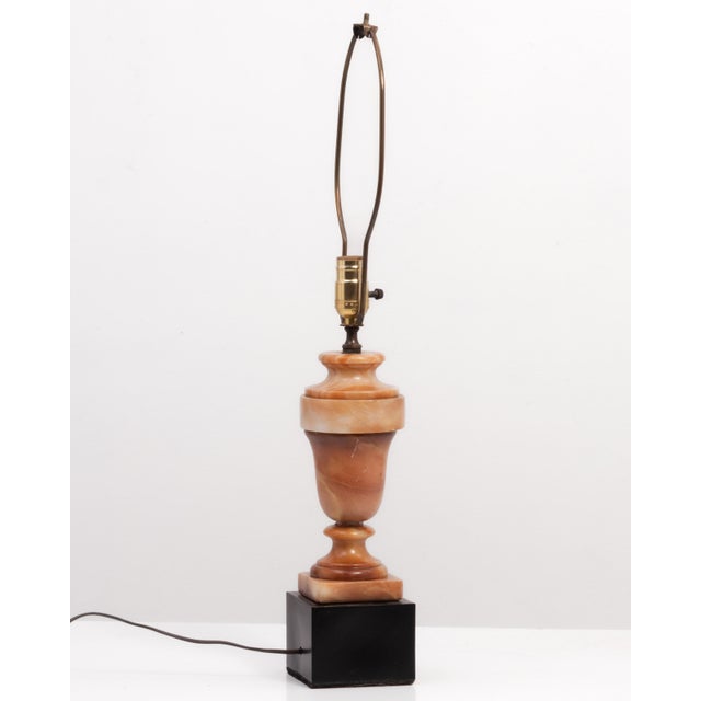 Traditional 1950s Mid Century French Hand Carved Rose Alabaster Lamp For Sale - Image 3 of 11