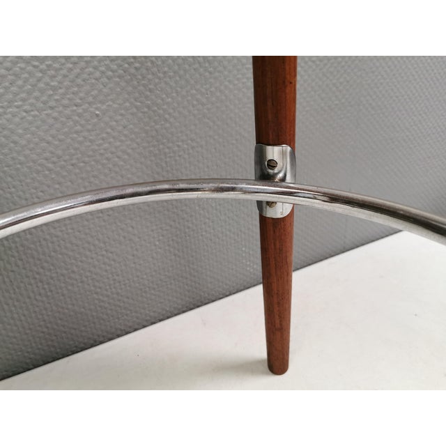 Wood Teak Bar Stools with Black Imitation Leather Seats and Chrome-Plated Metal Footrests from Spøttrup Møbelfabrik, Denmark, 1960s, Set of 4 For Sale - Image 7 of 11