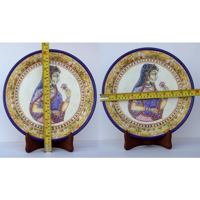Marble Handicraft Plate Rajasthani Women Bani Thani Tribal Ethnic Hand Painted For Sale - Image 6 of 7