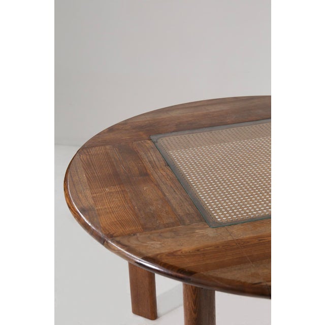This splendid Italian table from the 1960s-70s represents an elegant combination of materials and design. Its solid wood...