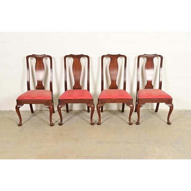 Queen Anne Henkel Harris Queen Anne Solid Mahogany Dining Chairs, Set of Four For Sale - Image 3 of 12