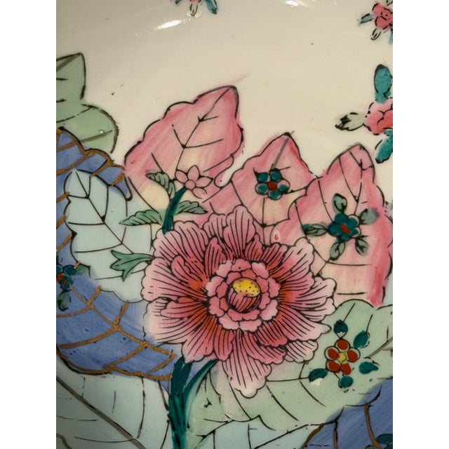 Vintage Chinese Tobacco Leaf Style Porcelain & Pewter-Tone Bowl For Sale - Image 4 of 8