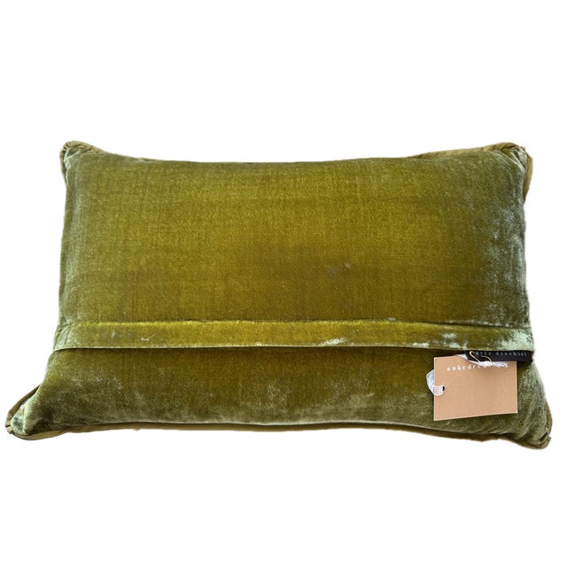 Anke Drechsel’s silk velvet pillows stand out due to their lush colors. Her master craftsmen use both fine hand embroidery...