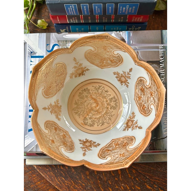 Late 20th Century Andrea by Sadek Peach and Gold Imari Style Chinoiserie Bowl For Sale - Image 4 of 8