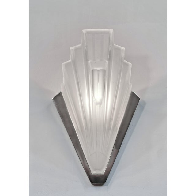 Silver Pair of Marius Sabino 1930s French Art Deco Modernist Slip Shade Wall Sconces - 2 Pairs Available For Sale - Image 8 of 11