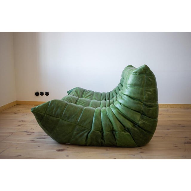 Dubai Green Leather Togo Lounge Chair, Corner and 2-Seat Sofa by Michel Ducaroy for Ligne Roset, 1979, Set of 3 For Sale - Image 3 of 14