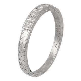 1920s Art Deco Diamond Platinum Band, Size 6 For Sale