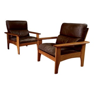 Mid-Century Modern Leather and Teak Lounge Chairs, 1960s, Set of 2 For Sale