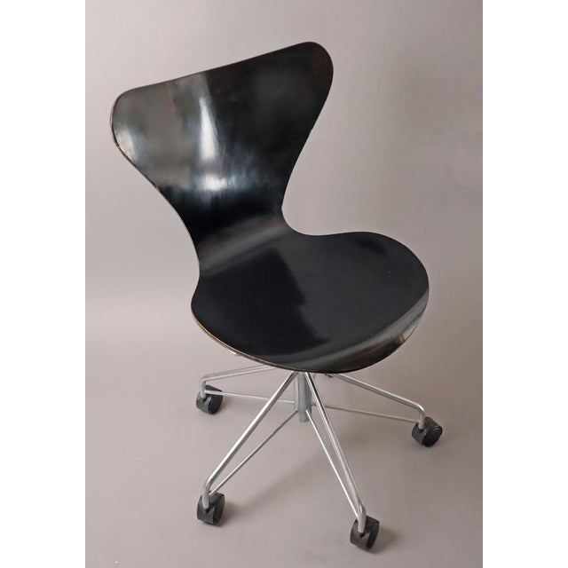Office Chair by Arne Jacobsen for Fritz Hansen, 1979 For Sale - Image 10 of 17