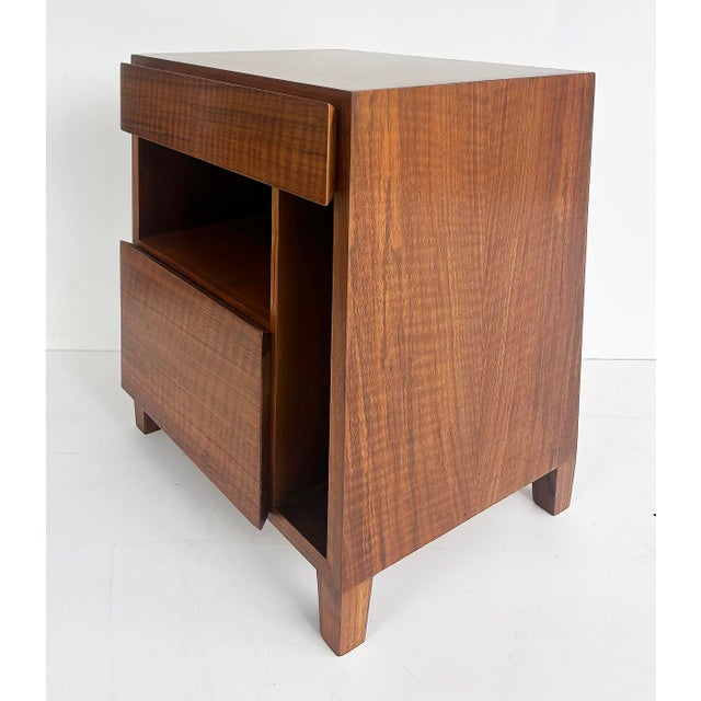 1950s Gio Ponti Singer & Sons Walnut, Rosewood Nightstands Restored, Pair For Sale In Miami - Image 6 of 18
