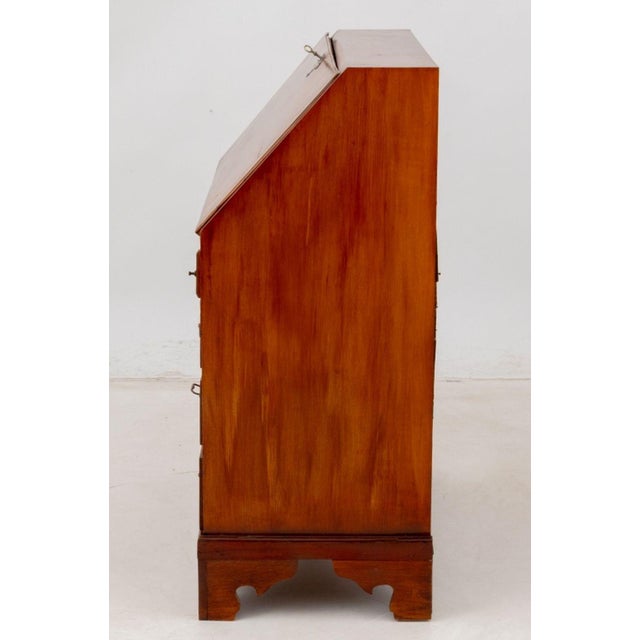 American Maple Slant Front Desk, Late 18th C. For Sale In New York - Image 6 of 7