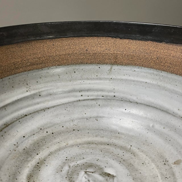 1960s Vintage Large Studio Art Minimalist Shino Glazed Stoneware Bowl, Signed For Sale - Image 5 of 8