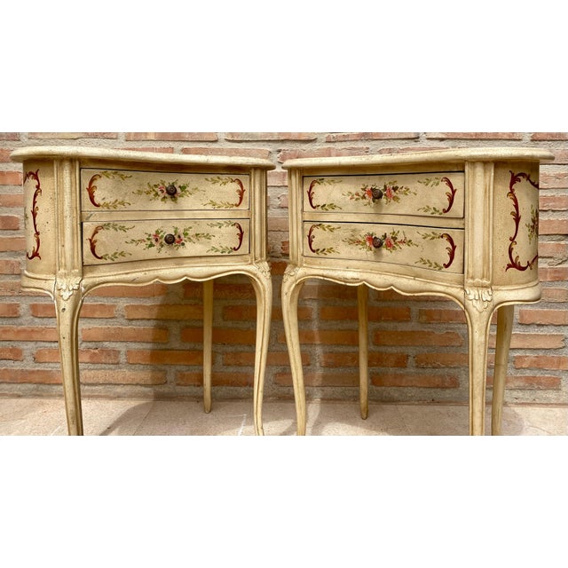 Two Drawers Painted in Light Beige Wood Kidney Nightstands, 1940s, Set of 2 For Sale - Image 13 of 18