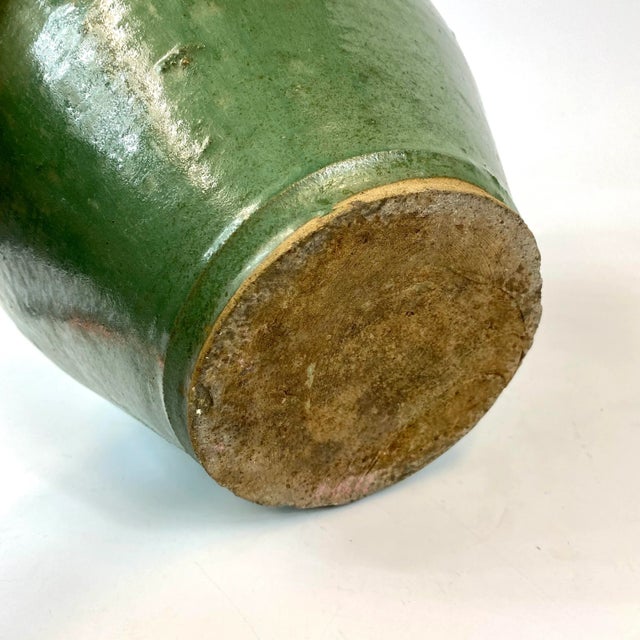 Green 19th Century Chinese Tall Green Ceramic Jug For Sale - Image 8 of 10