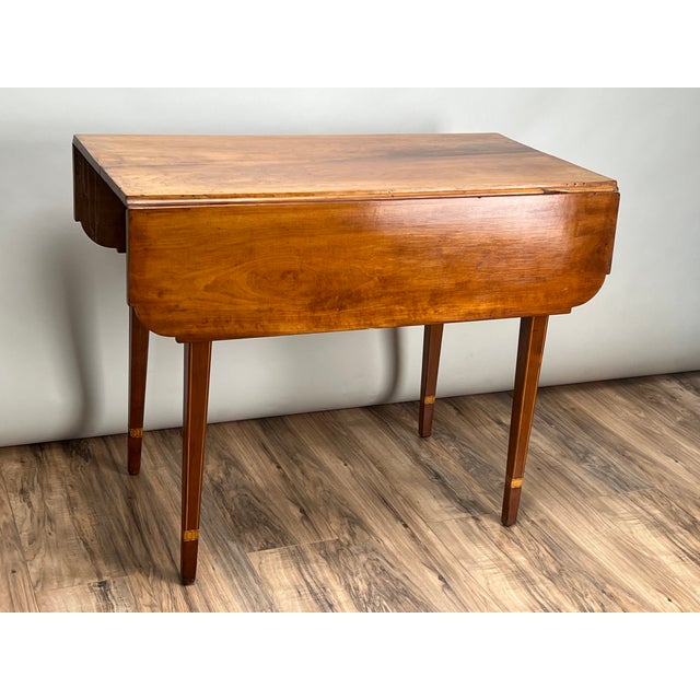 Antique Hepplewhite Inlaid Maple Drop Leaf Table C. Early 19th Century For Sale - Image 4 of 12