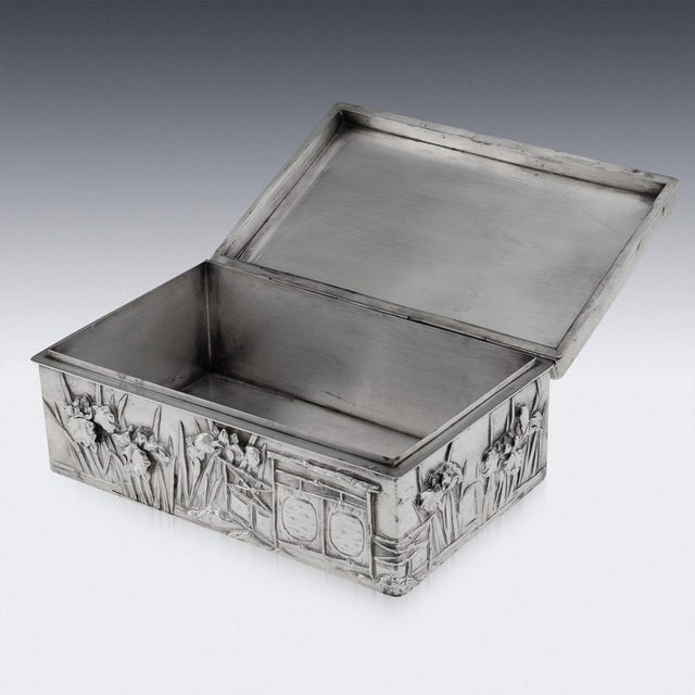 Antique Meiji Japanese Silver Iris Flower Cigar Box by Zuan, 1900 For Sale - Image 11 of 18