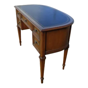 French Provincial Sligh Furniture Writing Desk