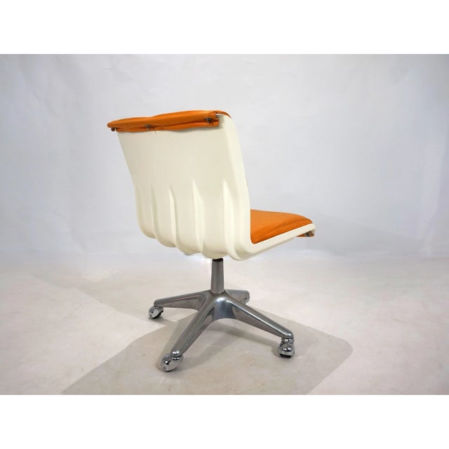 Space Age Stool by Yrjo Kukkapuro, 1960 For Sale - Image 11 of 18