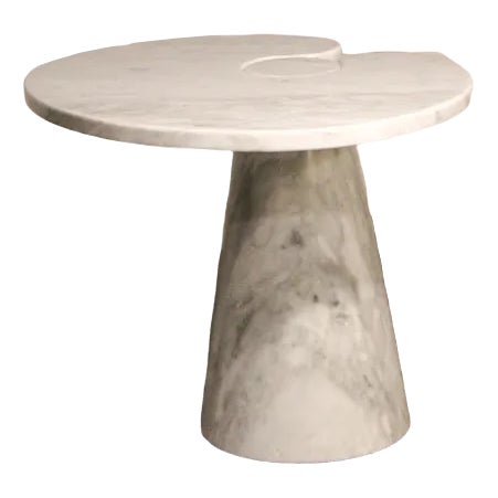 Italian Coffee Table in Carrara Marble, 1970s For Sale