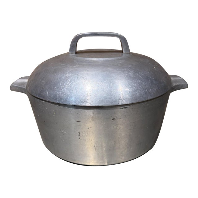 Vintage Wagner Ware Sidney -O- Magnalite 5-Quart Dutch Oven Roaster For Sale