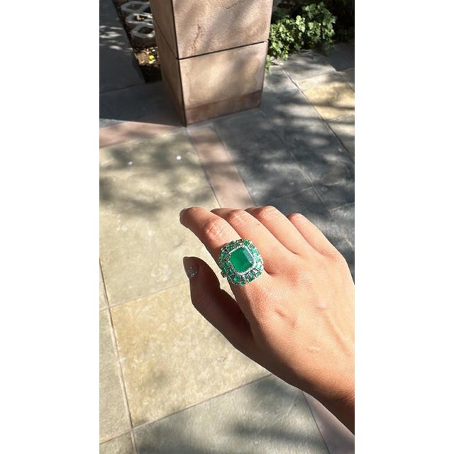 Set in 18k Gold, 7.59 Carats, Natural Zambian Emerald & Diamonds Engagement Ring, Size 6.5 For Sale - Image 11 of 11