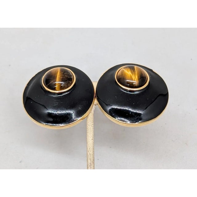 Vintage Signed Alexis Kirk Round Goldtone Black Enamel & Cabochon Faux-Tiger's Eye Clip Earrings-2 Pieces For Sale - Image 4 of 8